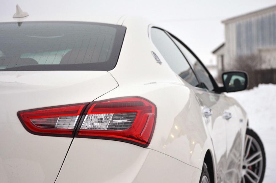  Maserati Ghibli S Q4 2014 года  (фото 5 из 40)